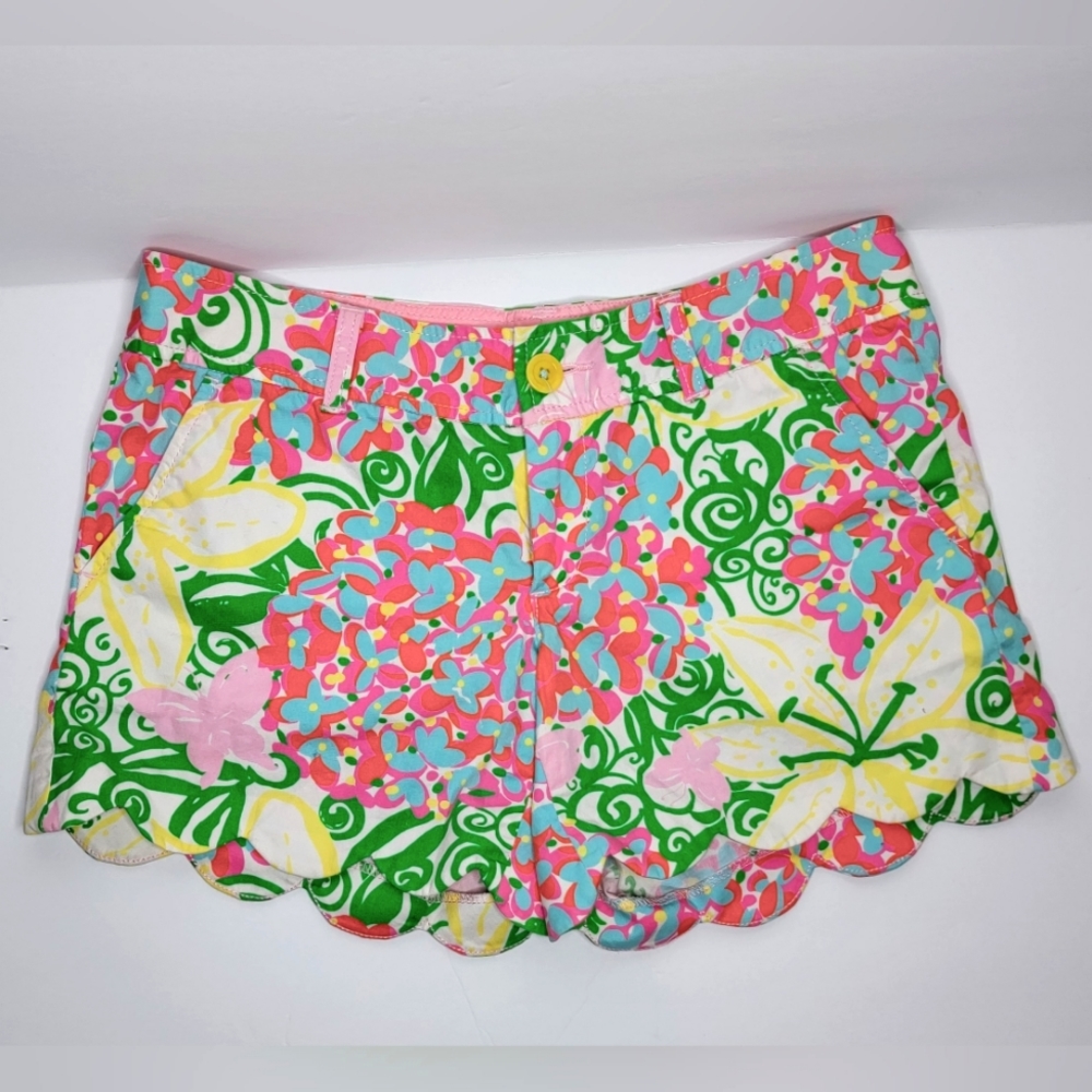 Lilly Pulitzer Buttercup Scalloped Shorts Flower Butterfly Pattern Size 2